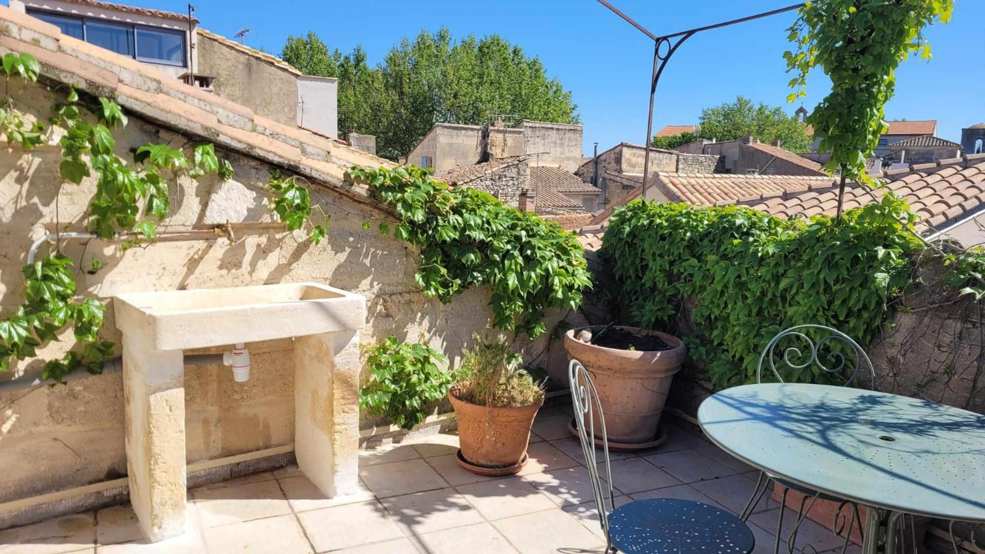 La Confidentielle Centre Ville Arles Terrasse المظهر الخارجي الصورة